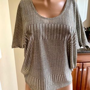 NWOT Elegant! Kim & Cami Silver Blouse, Size M